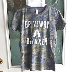 New Camo 'Driveway Drinker' T-Shirt, size S